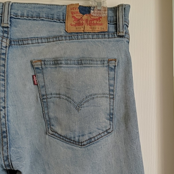 511 Levi Jeans - Picture 3 of 4